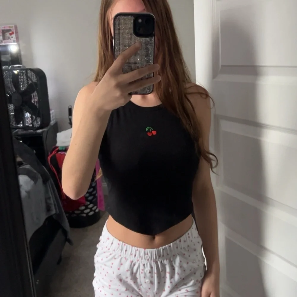 Sexy Y2K Crop Top - Picture 3 of 6